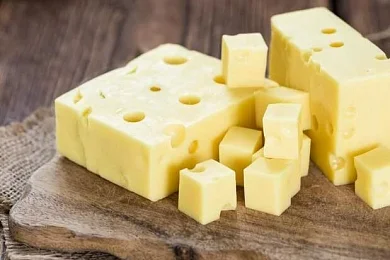 Сыр Маасдам 48% "Moncasa Gourmet"
